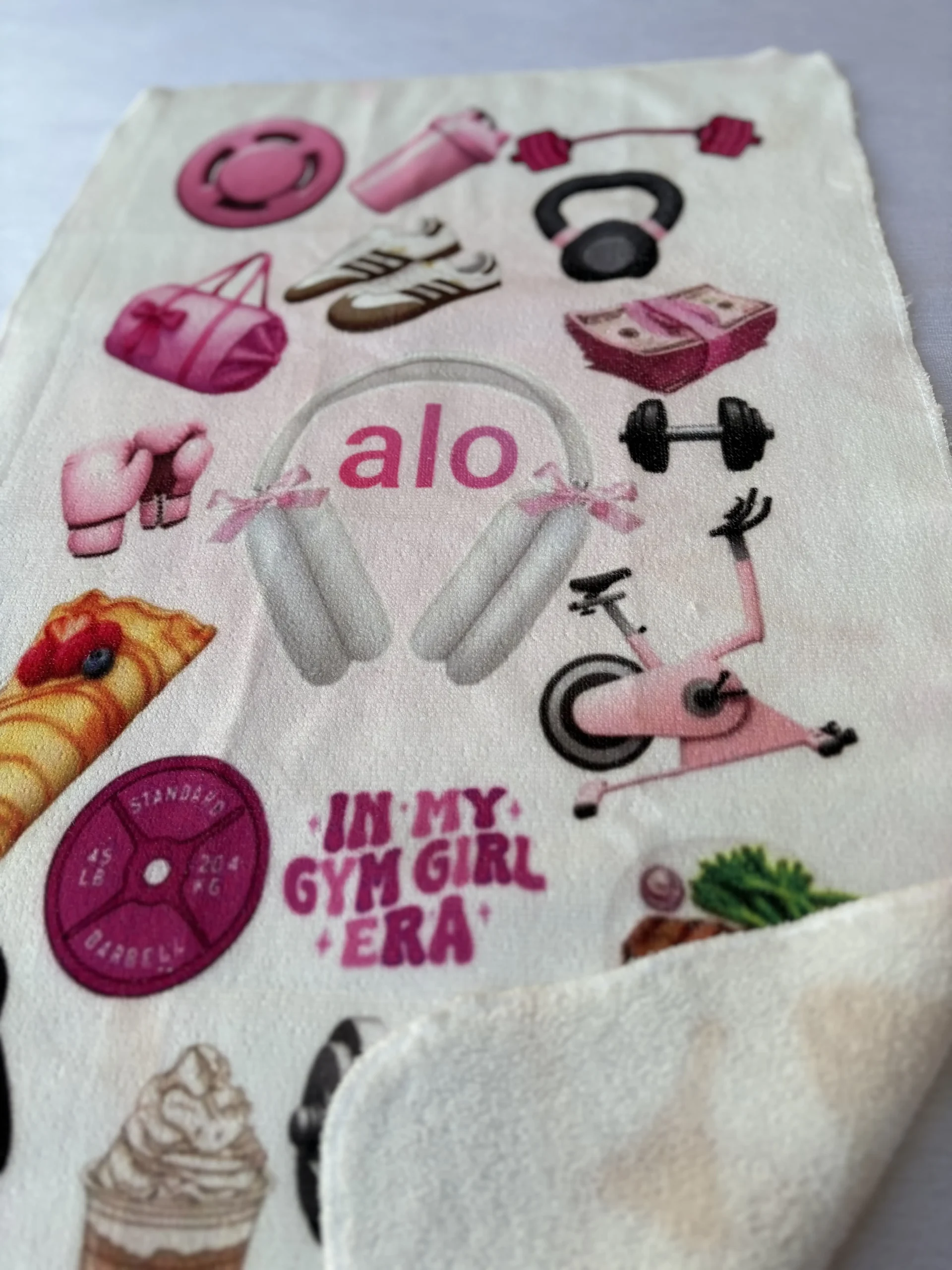 حوله باشگاهی طرح دار سایز 120 در 75 (کد 116)